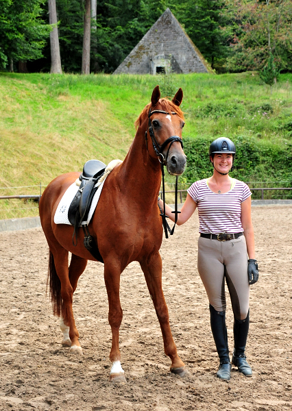 Karo Mller und Zauberdeyk - Anfang August 2020 im Trakehner Gestt Hmelschenburg - Foto: Beate Langels