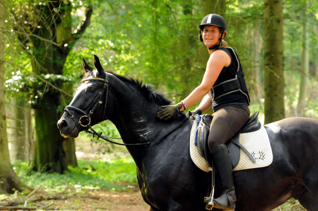 Kurz angeritten - Gestt Hmelschenburg, Foto: Beate Langels, 
Trakehner Gestt Hmelschenburg - Beate Langels