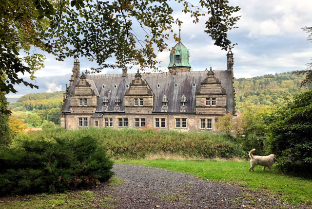 Schloss Hmelschenburg - Foto: Beate Langels - 
Trakehner Gestt Hmelschenburg