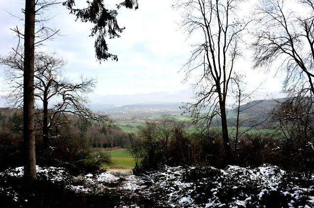 Schnee auf den Bergen rund um Hmelschenbug  - Foto: Beate Langels - 
Trakehner Gestt Hmelschenburg