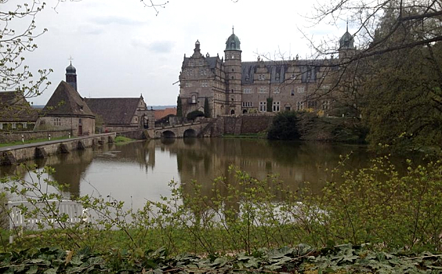 13. April 2016 - Schloss Hämelschenburg - copyright by Beate Langels Gestüt Hämelschenburg