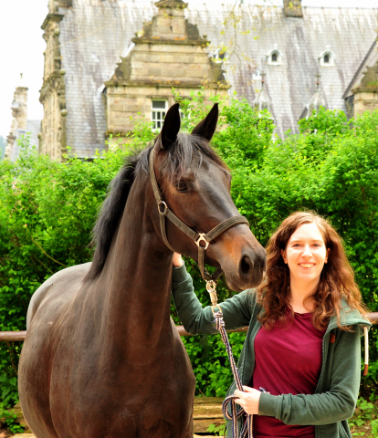 Schwalbentraum - Trakehner Stute Schwalbentraum von Helium u.d. Schwalbensage v. Grand Corazn
 - Trakehner Gestt Hmelschenburg - Beate Langels