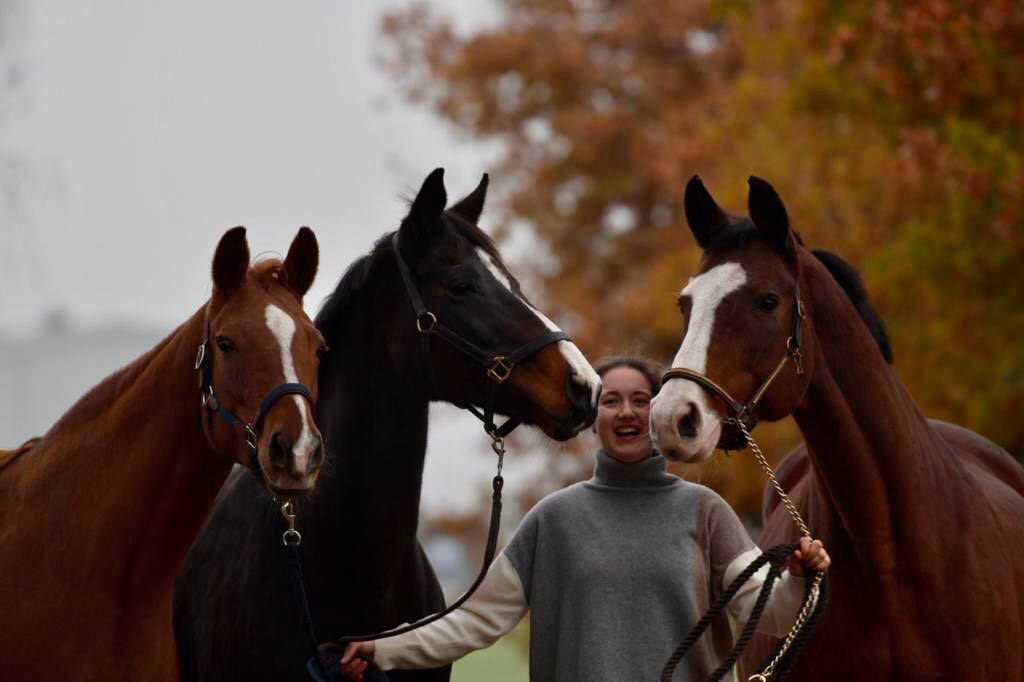 rechts: Gendita von Alter Fritz - Foto: Bus