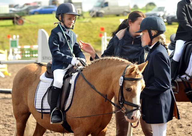 Cinja und Greta - 3. Platz Fhrzgelwettbewerb in Diedersen - Foto Beate Langels - Gestt Hmelschenburg