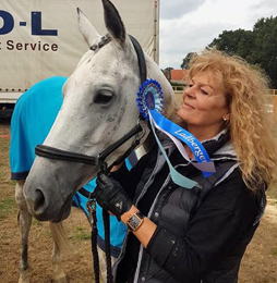 TEATIME von Summertime und KLASSIC BLUE v. Singolo - Foto: privat - Trakehner Gestt Hmelschenburg