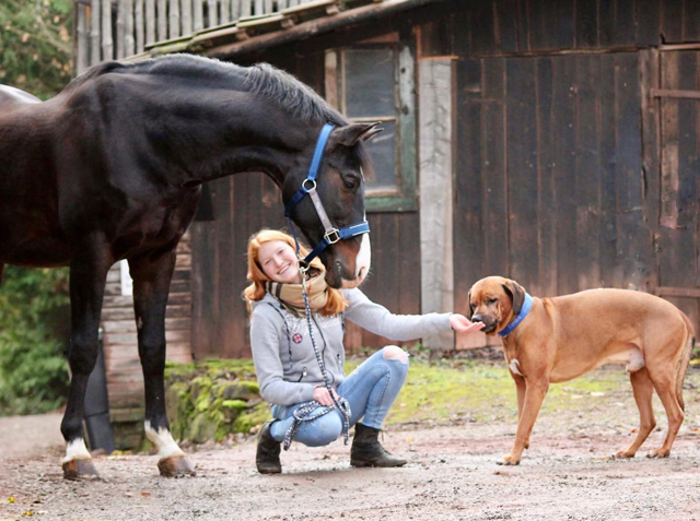 Prmienhengt SHAVALOU mit Johanna und Timber im November 2019 - Foto: Beate Langels