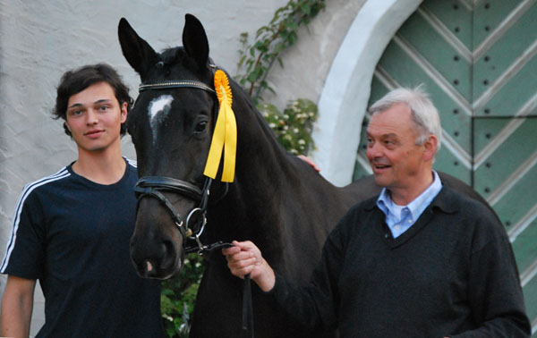 Schwalbenmrchen v. Kostolany u.d. Schwalbenfeder v. Summertime, Trakehner Gestt Hmelschenburg