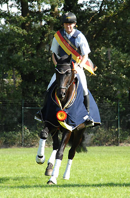 Bundeschampion 2010: Songline v. Summertime - Exclusiv, 6jhrig - Foto: Kiki Oellrich