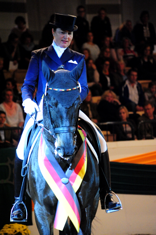 SERGEANT PEPPER TSF v. Exclusiv - Verabschiedung aus dem Sport - 54. Trakehner Hengstmarkt 2016 - Foto: Beate Langels -
Trakehner Gestt Hmelschenburg