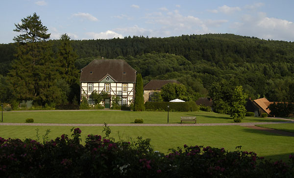 Der Minnegarten von Schlo Hmelschenburg, Foto: Beate Langels - Trakehner Gestt Hmelschenburg
